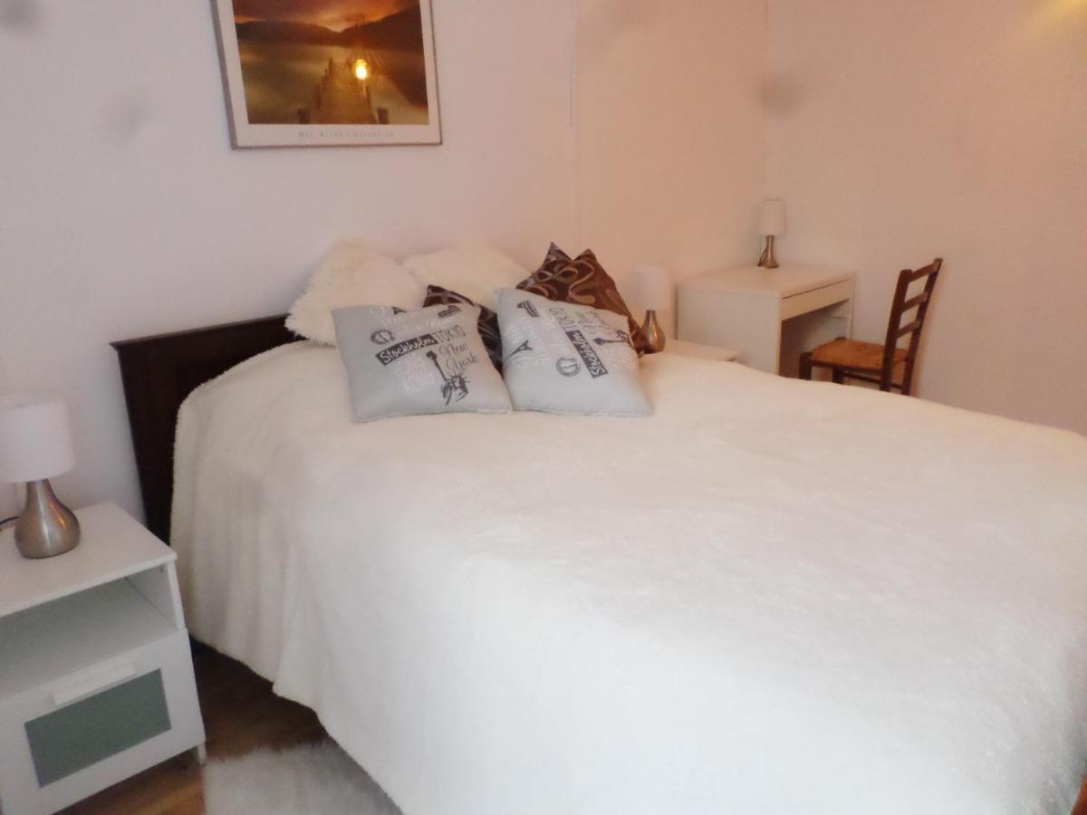 Les Marronniers Bed & Breakfast La Chapelle-sous-Brancion Bagian luar foto