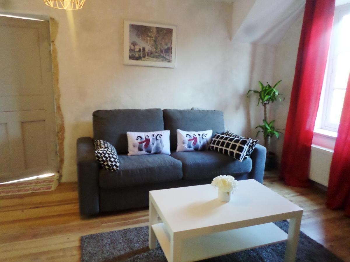 Les Marronniers Bed & Breakfast La Chapelle-sous-Brancion Bagian luar foto