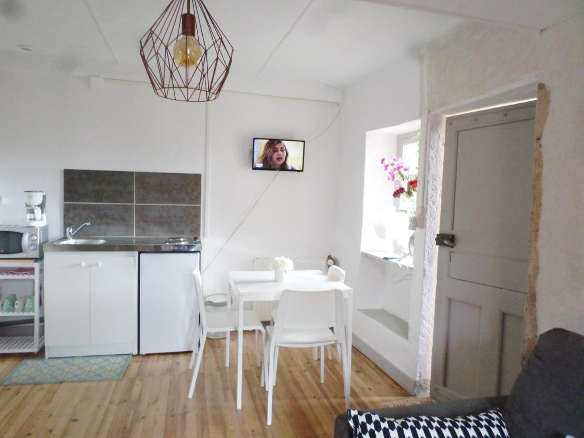 Les Marronniers Bed & Breakfast La Chapelle-sous-Brancion Bagian luar foto
